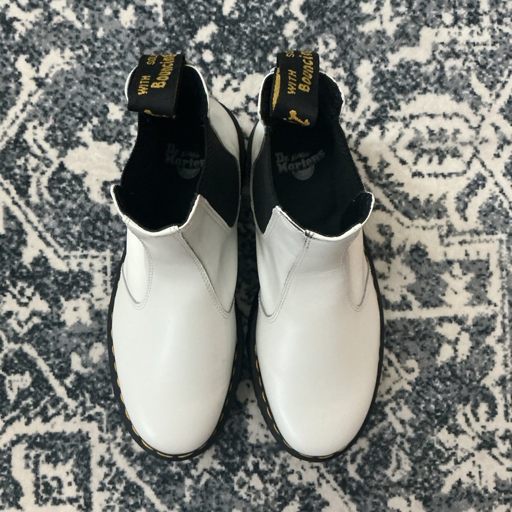 Doc Dr. Martens 2976 Quad Platform Chelsea Boots M 9 W 10 White Leather Pull On - Picture 7 of 10